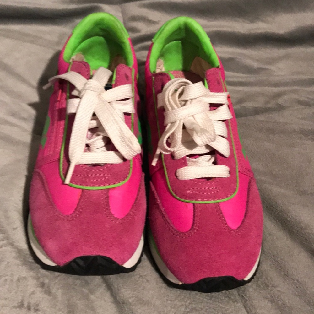 KangaRoos
